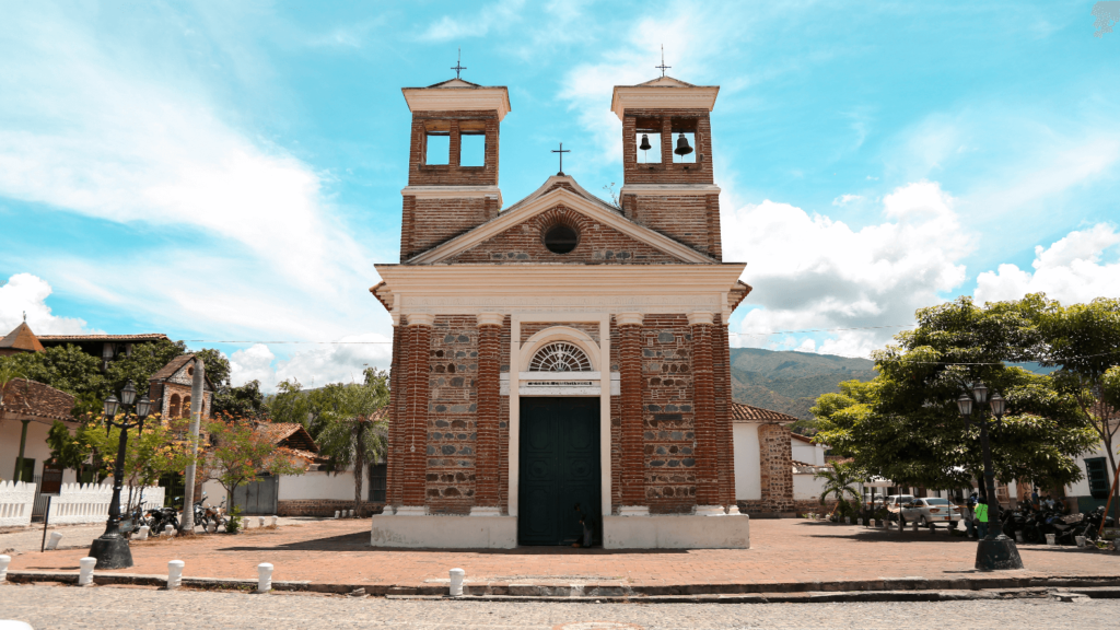 Tours, experiencias y planes en Medellín y Antioquia